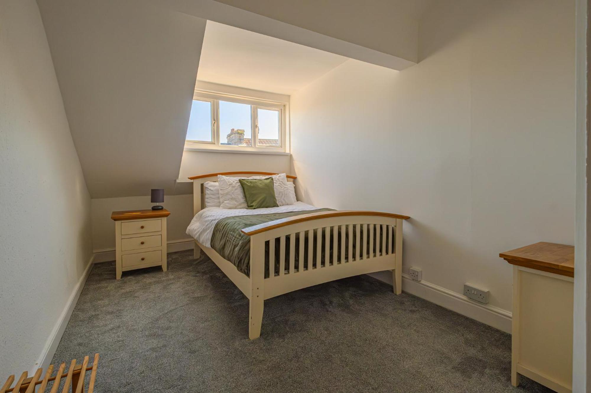 Castleview Coastal Comfort With 2 Parking Spaces Oystermouth Exteriör bild