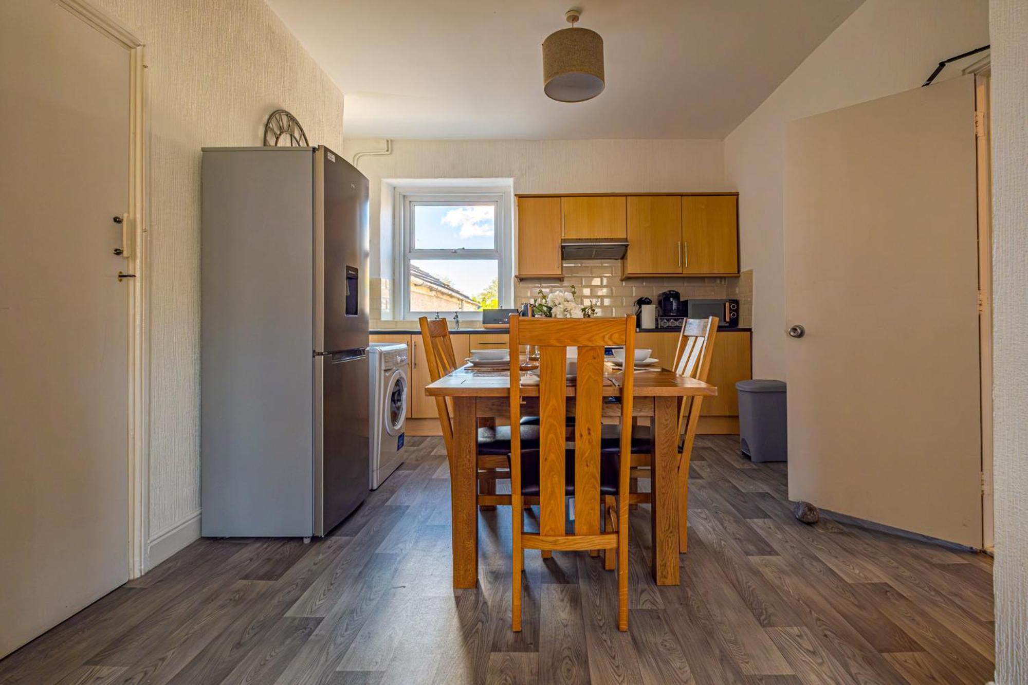Castleview Coastal Comfort With 2 Parking Spaces Oystermouth Exteriör bild
