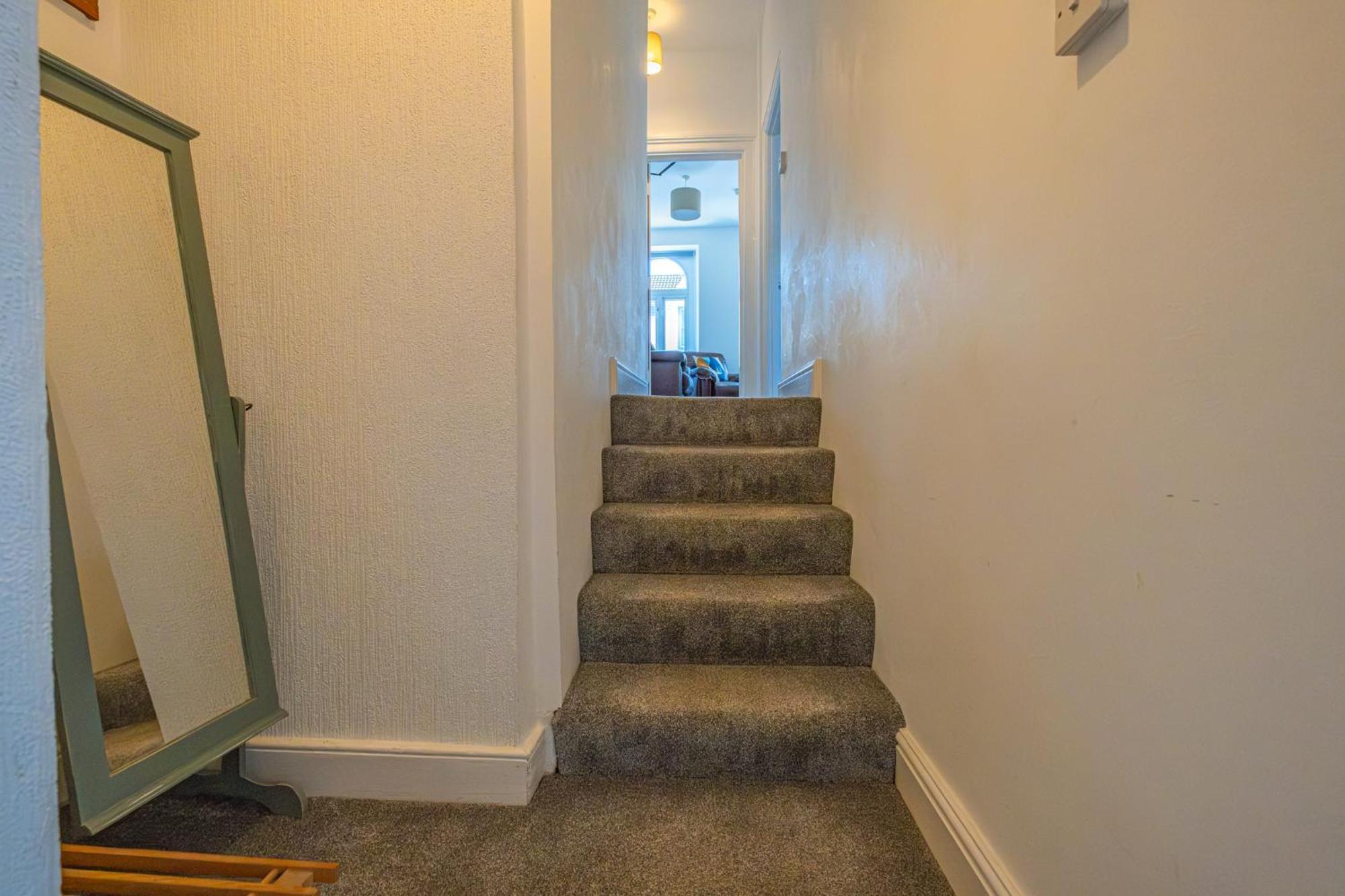 Castleview Coastal Comfort With 2 Parking Spaces Oystermouth Exteriör bild